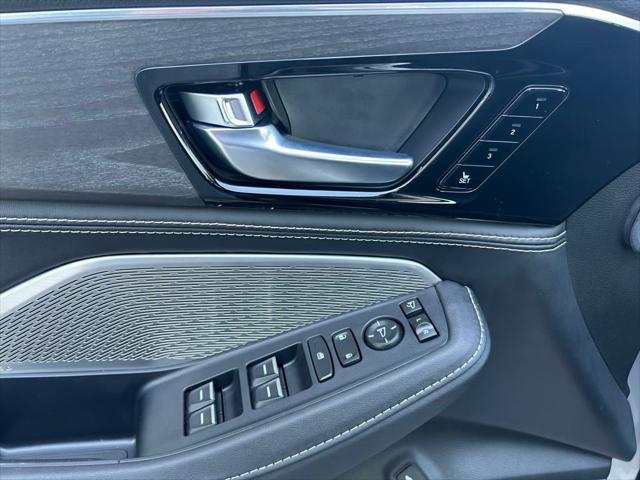 used 2024 Acura MDX car, priced at $56,998