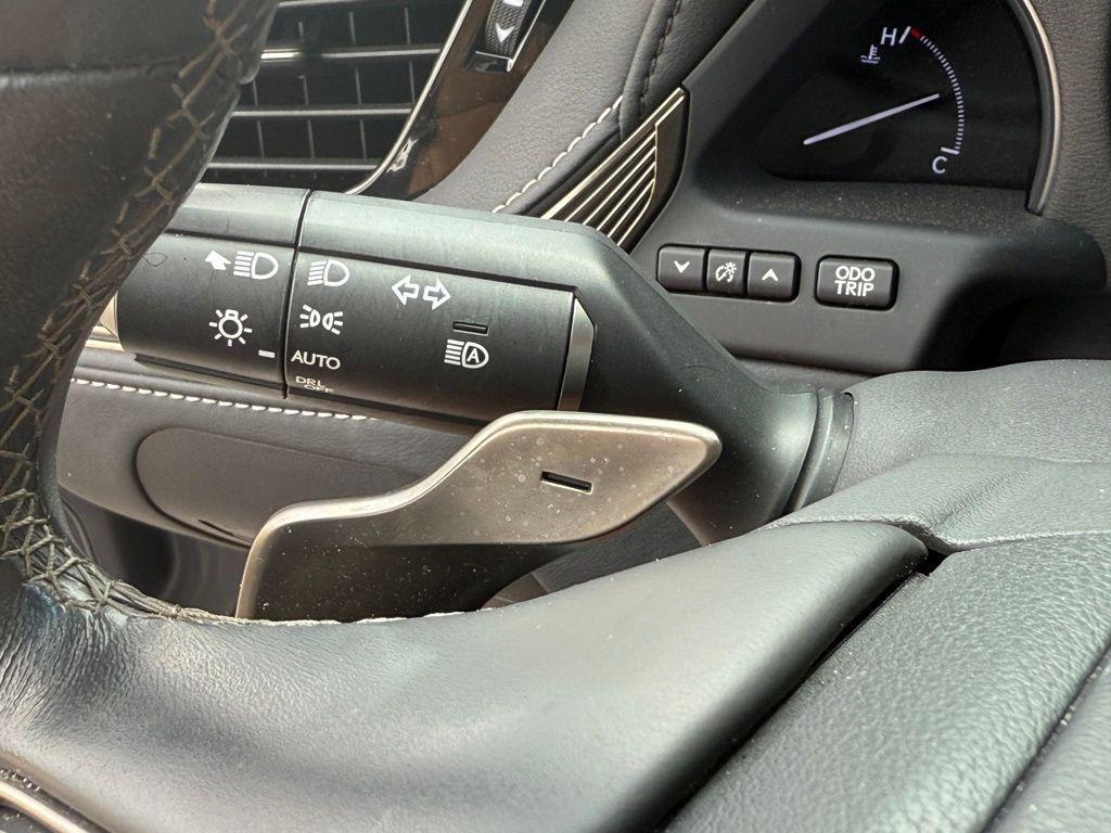 used 2021 Lexus LS 500 car, priced at $45,542