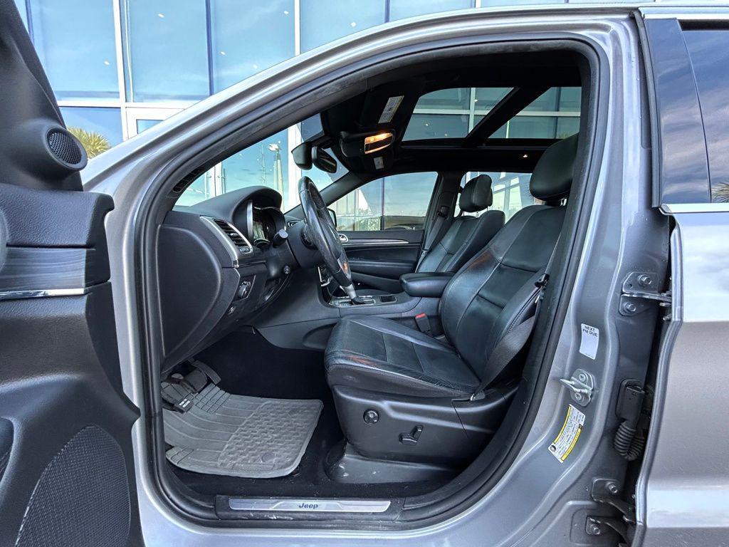 used 2019 Jeep Grand Cherokee car, priced at $18,892