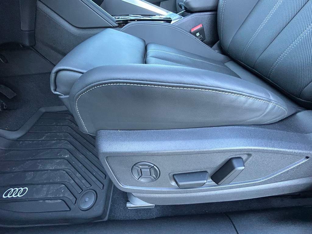 new 2025 Audi Q5 car, priced at $61,300
