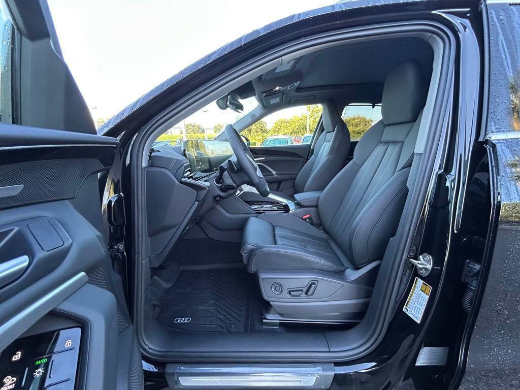 new 2025 Audi Q5 car, priced at $61,300
