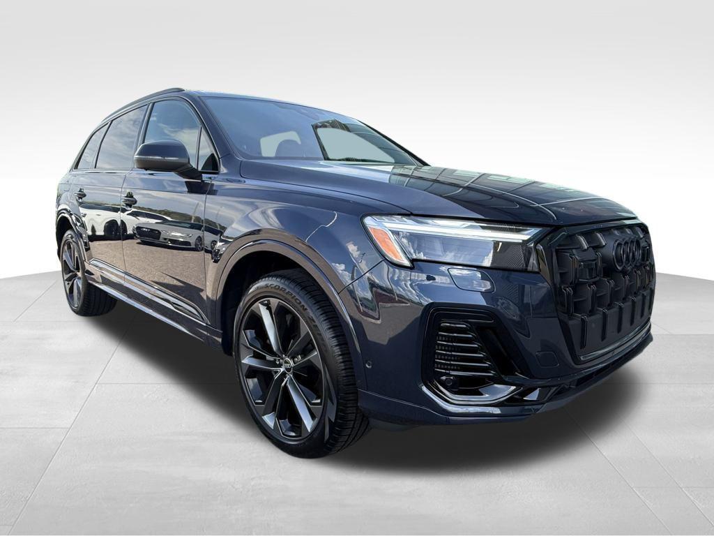new 2025 Audi Q7 car, priced at $74,555