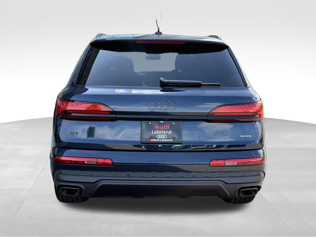 new 2025 Audi Q7 car, priced at $74,555