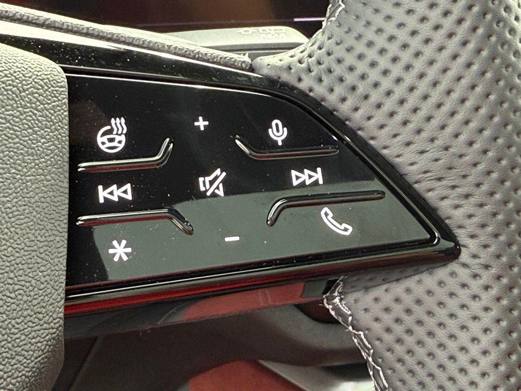 new 2025 Audi SQ5 car, priced at $75,865