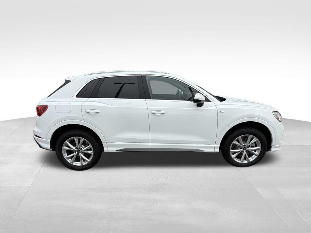 new 2025 Audi Q3 car, priced at $43,465