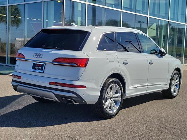 new 2025 Audi Q7 car, priced at $65,600