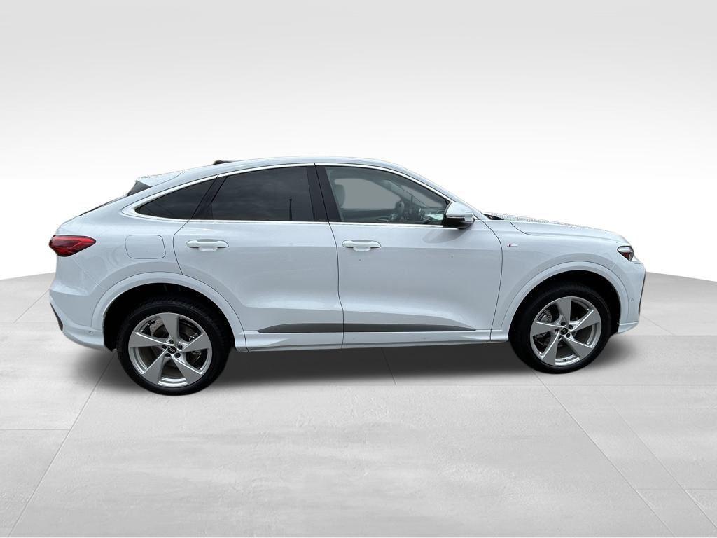new 2025 Audi Q5 Sportback car, priced at $62,215