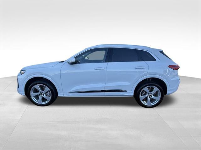 new 2025 Audi Q5 car, priced at $61,390