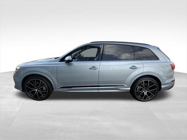 new 2025 Audi Q7 car, priced at $79,360