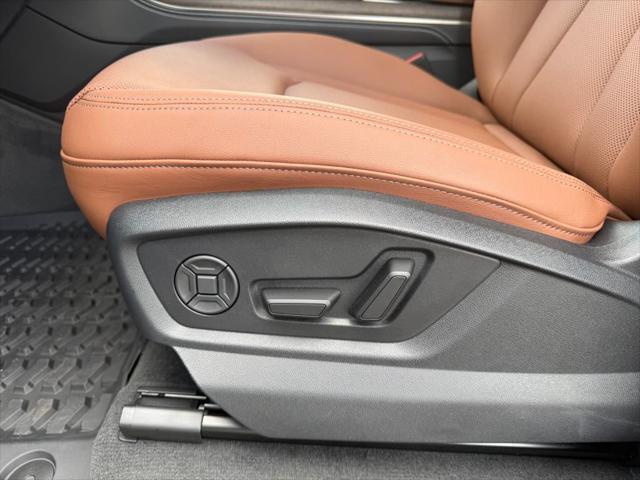 new 2025 Audi Q7 car, priced at $79,360