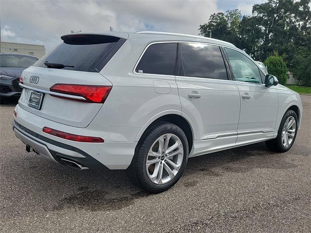 new 2025 Audi Q7 car, priced at $71,800