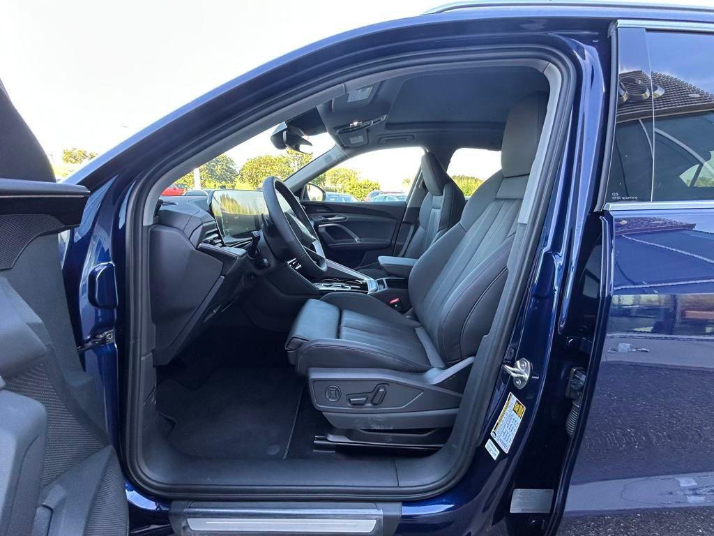 new 2025 Audi Q5 car, priced at $61,950