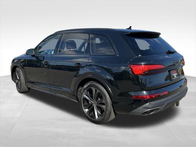 new 2025 Audi Q7 car, priced at $77,450