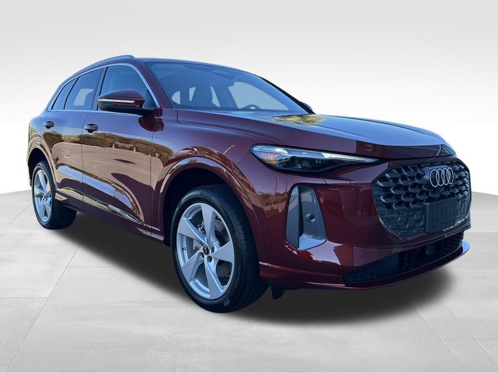 new 2025 Audi Q5 car, priced at $61,300