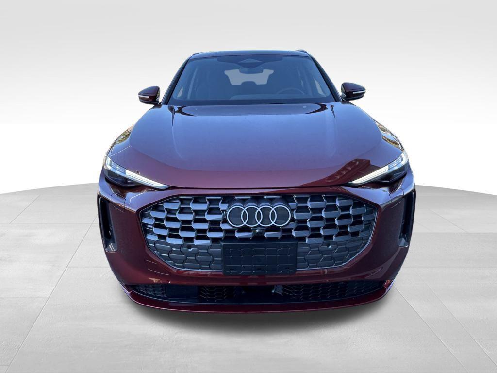 new 2025 Audi Q5 car, priced at $61,300
