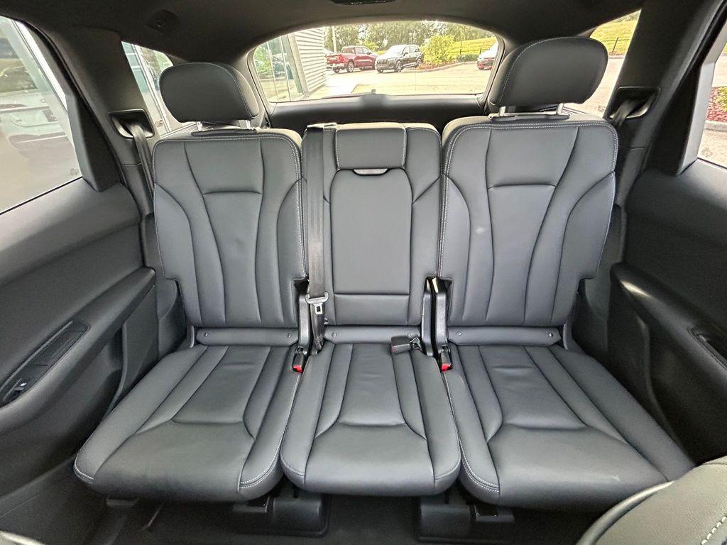 used 2025 Audi Q7 car, priced at $49,991