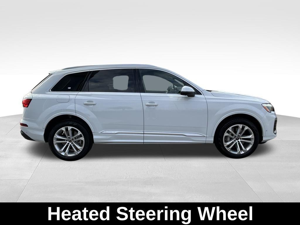 used 2025 Audi Q7 car, priced at $49,991