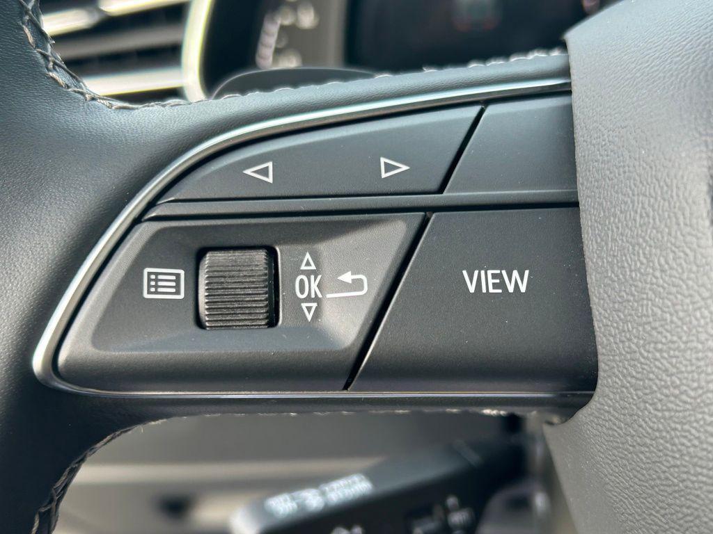 used 2025 Audi Q7 car, priced at $49,991