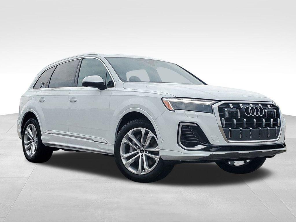 new 2025 Audi Q7 car, priced at $56,988