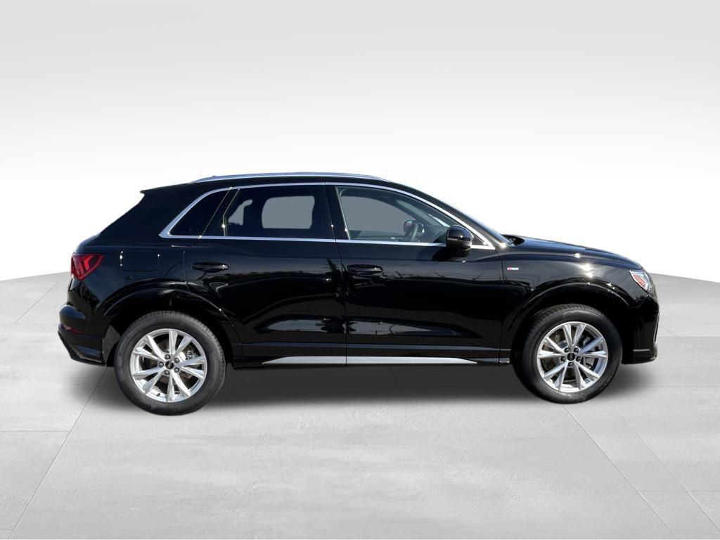 new 2025 Audi Q3 car, priced at $44,060