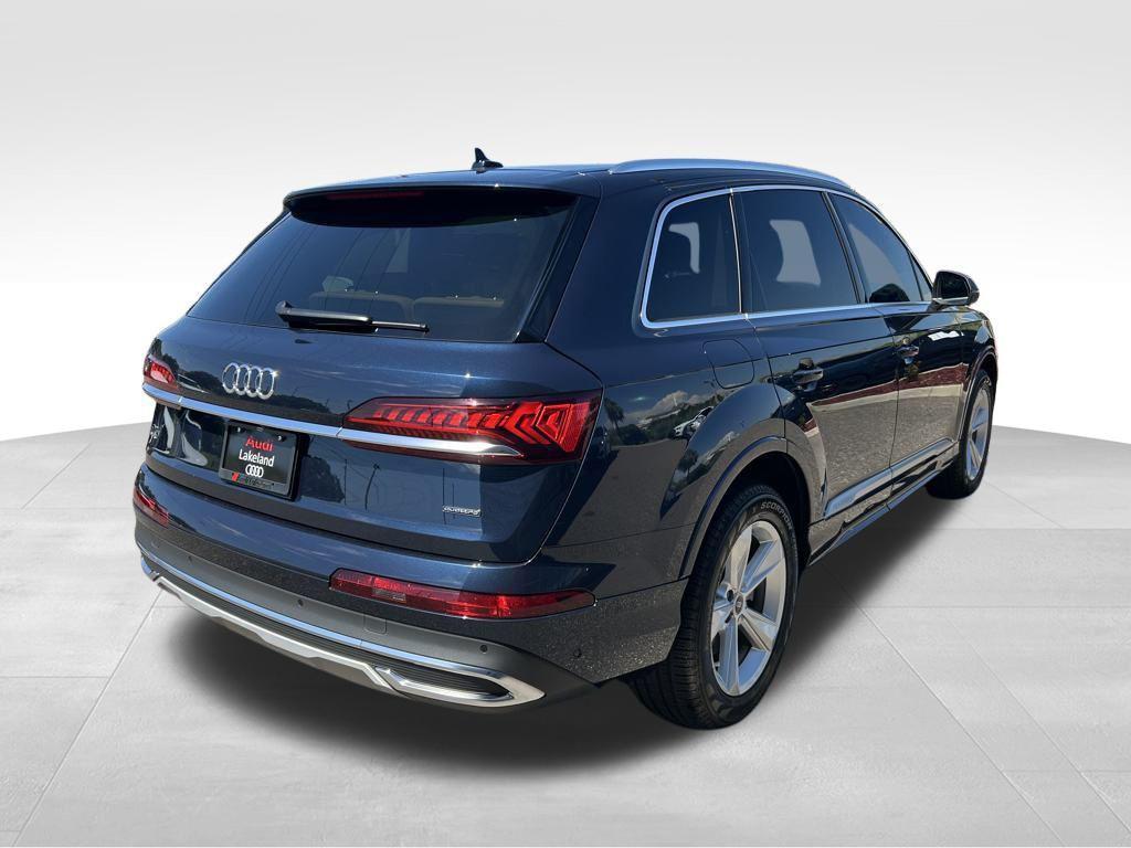 used 2023 Audi Q7 car, priced at $37,877