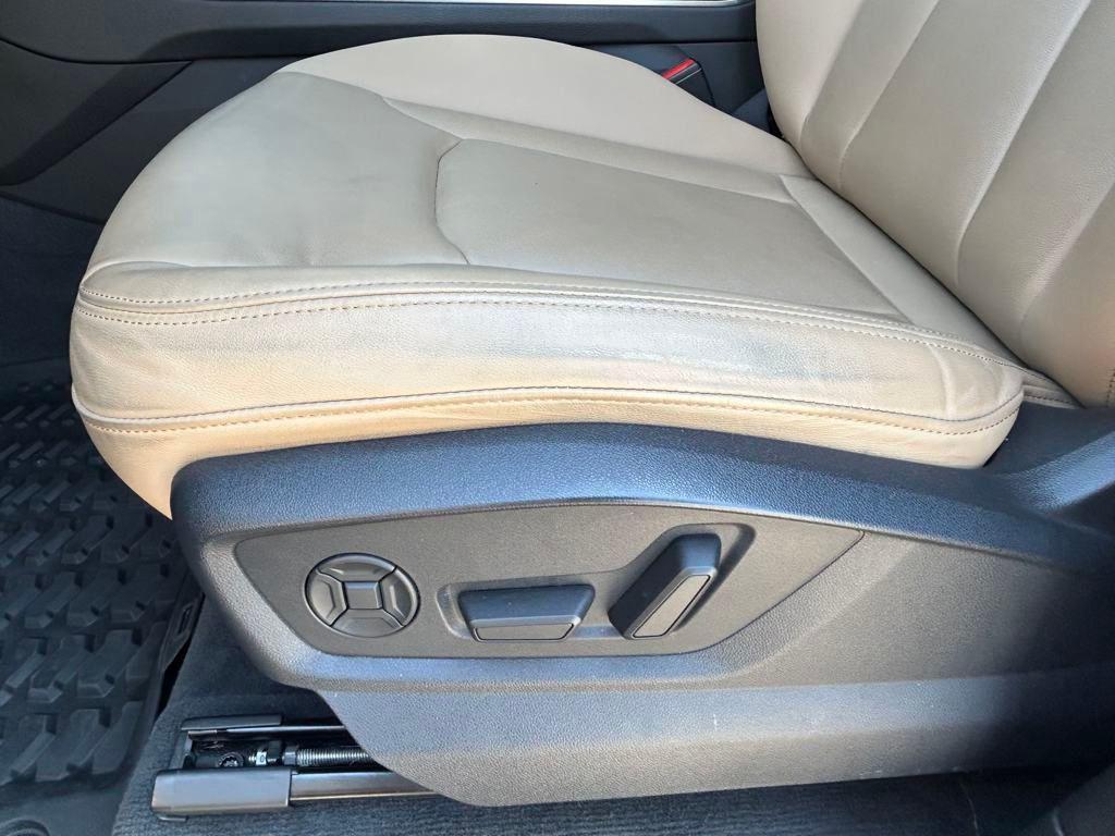 used 2023 Audi Q7 car, priced at $37,877