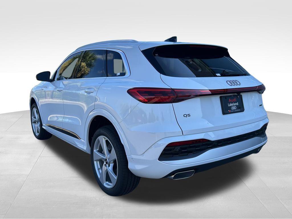 new 2025 Audi Q5 car, priced at $60,975