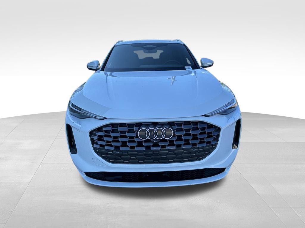 new 2025 Audi Q5 car, priced at $60,975