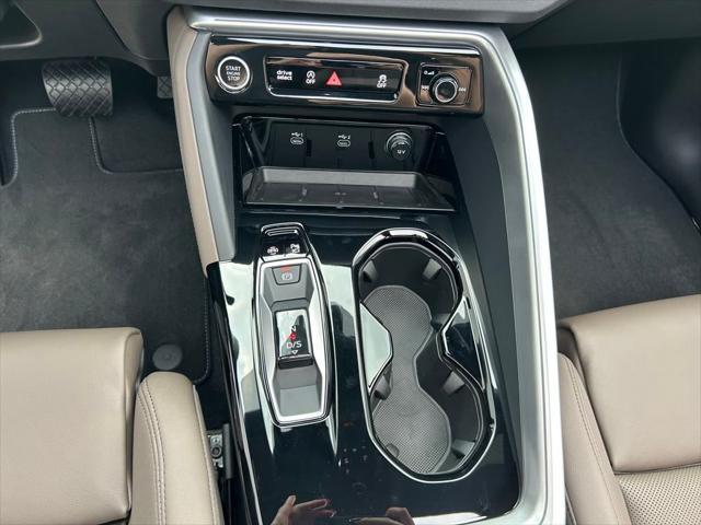 new 2025 Audi Q5 car, priced at $60,975