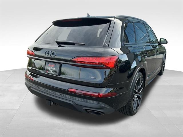 new 2025 Audi Q7 car, priced at $78,805