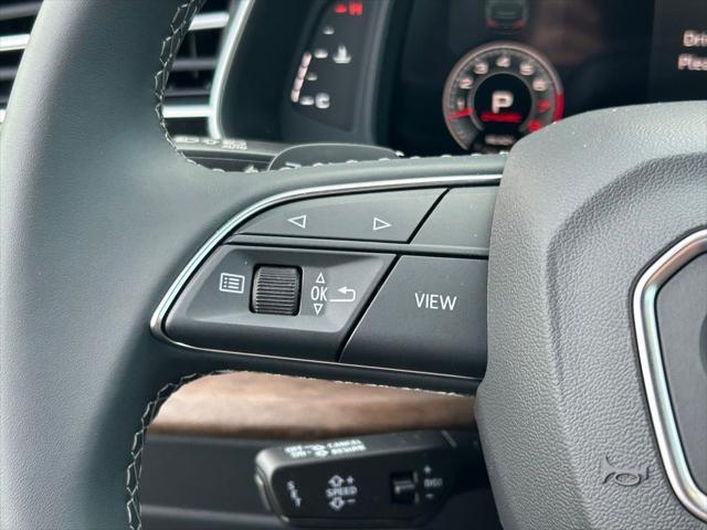 new 2025 Audi Q7 car, priced at $78,805
