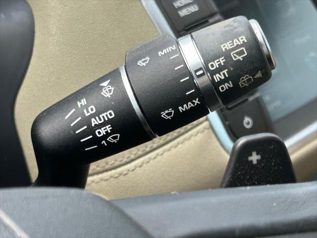used 2015 Land Rover Range Rover Evoque car, priced at $12,468