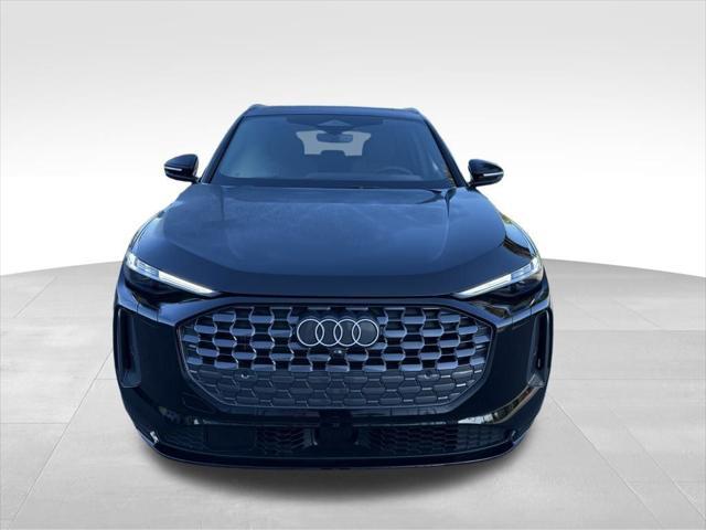 new 2025 Audi Q5 car, priced at $61,390