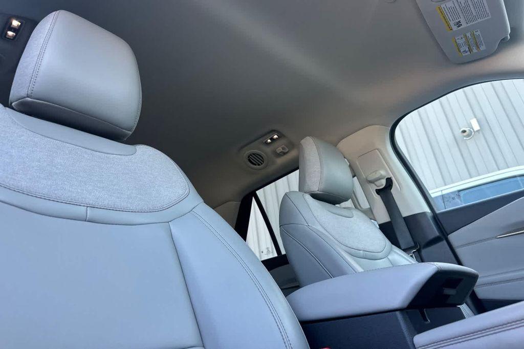 used 2025 Ford Explorer car, priced at $41,416