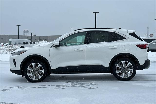 new 2025 Ford Escape car, priced at $40,954