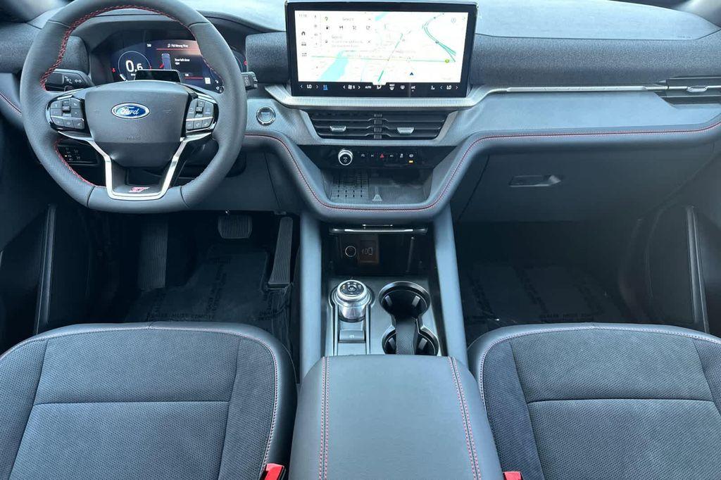 new 2025 Ford Explorer car, priced at $59,104