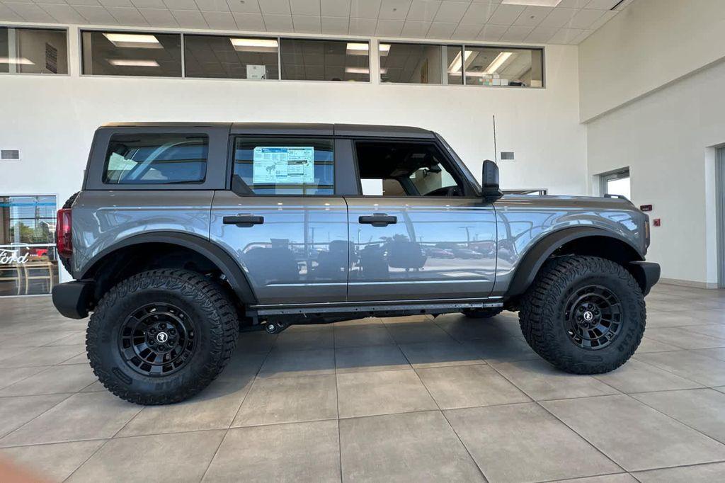 new 2025 Ford Bronco car, priced at $48,604