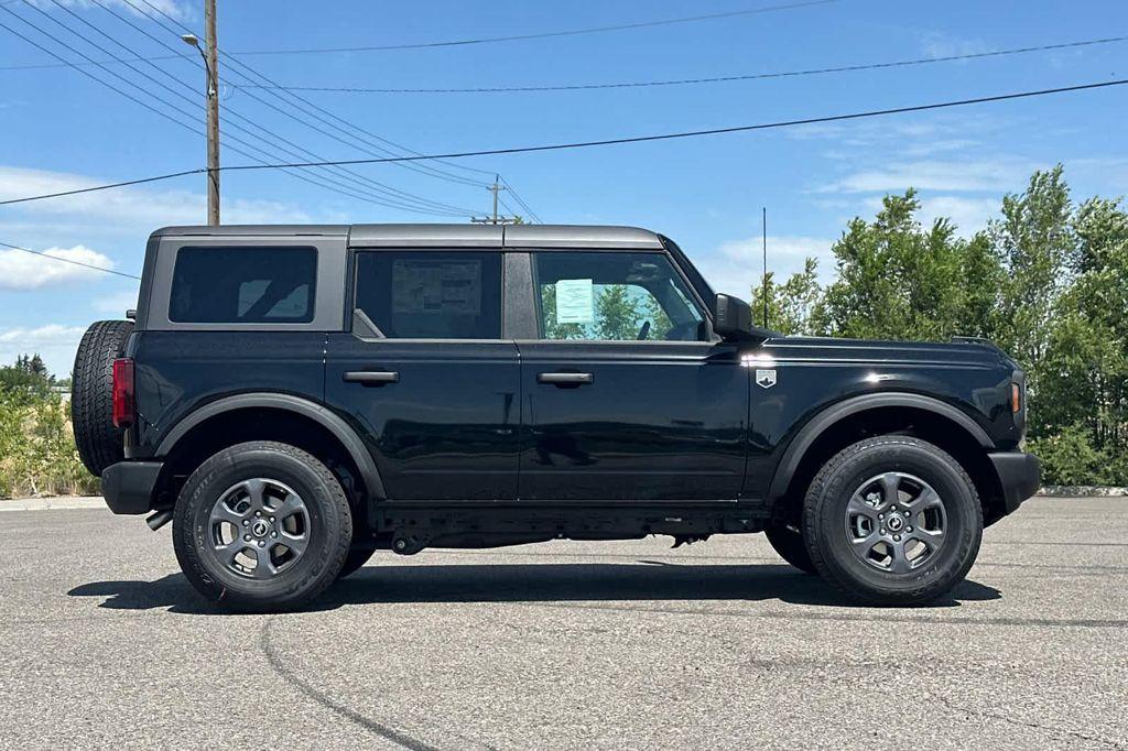 new 2025 Ford Bronco car, priced at $46,352