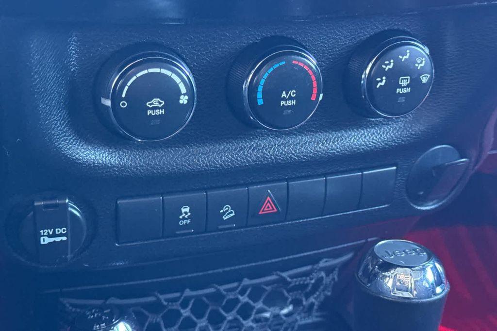 used 2013 Jeep Wrangler Unlimited car, priced at $13,999