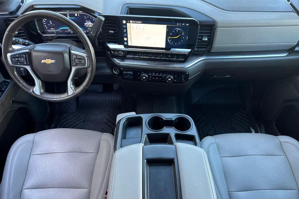 used 2022 Chevrolet Silverado 1500 car, priced at $39,952