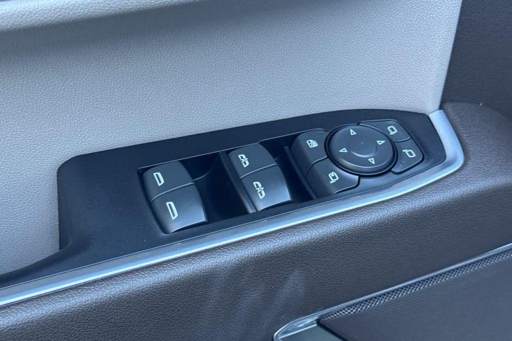 used 2022 Chevrolet Silverado 1500 car, priced at $39,952