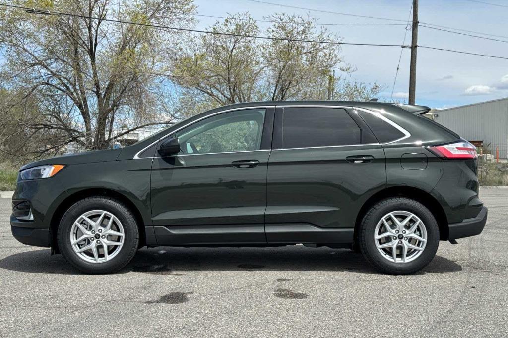 new 2024 Ford Edge car, priced at $42,394