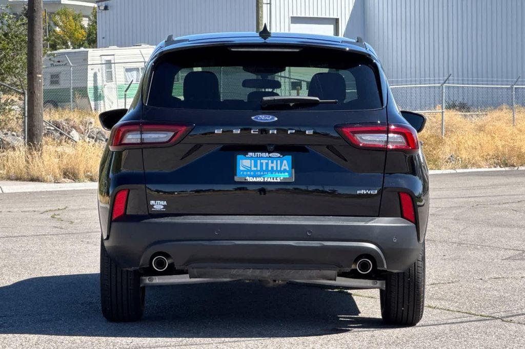 new 2025 Ford Escape car, priced at $28,182
