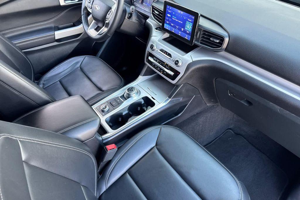 used 2024 Ford Explorer car, priced at $32,839