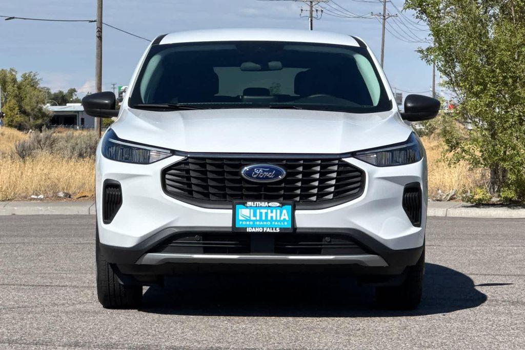 new 2026 Ford Escape car, priced at $33,958