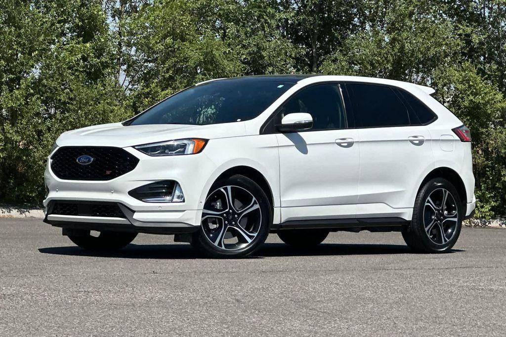 used 2022 Ford Edge car, priced at $31,999