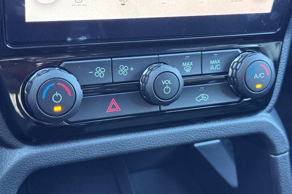 new 2025 Ford Ranger car, priced at $49,927