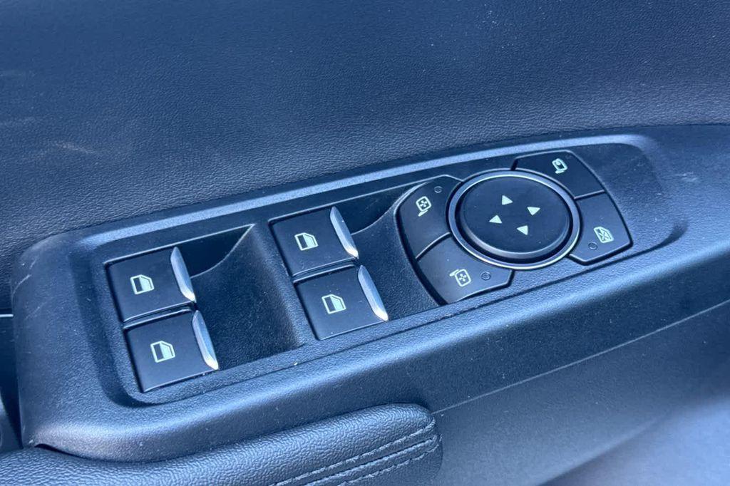 new 2025 Ford Ranger car, priced at $49,927