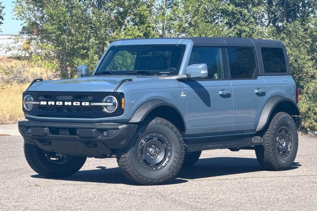 new 2025 Ford Bronco car, priced at $62,621