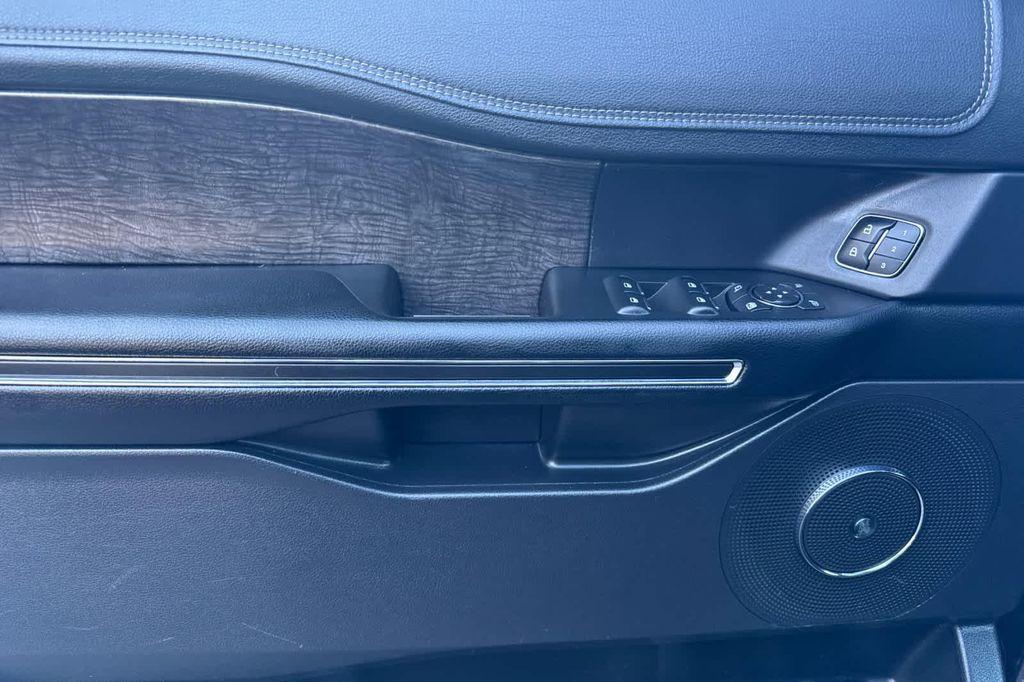 used 2021 Ford Expedition Max car, priced at $29,911